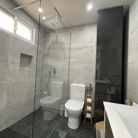 Rose House By Atlantic Machico (Madeira)