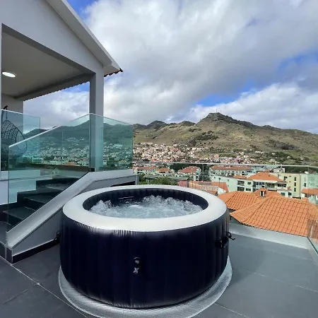 Rose House By Atlantic * Machico (Madeira)