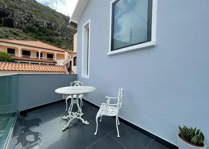 Rose House By Atlantic *